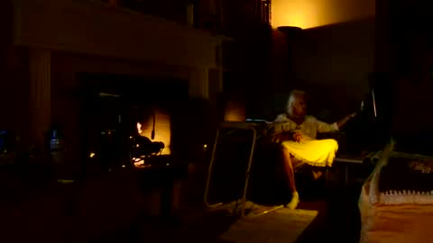 PINK HOLE TWINK online show from 18, 4, 2026