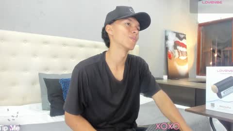 Snapshot of ricky_backus chatting on 28, 2, 2025 Ricky Backus online show from 28, 2, 2025