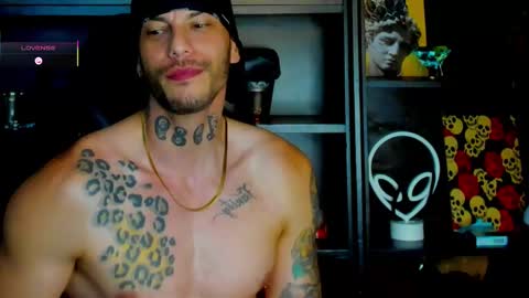 Snapshot of ricky_santos_ chatting on 11, 9, 2025 ricky_santos_ online show from 11, 9, 2025