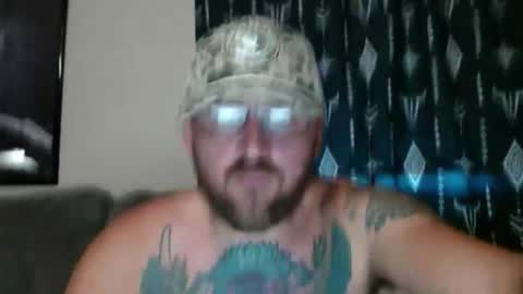 Snapshot of rickyrodeos chatting on 27, 5, 2026 Ricky Rodeo online show from 27, 5, 2026