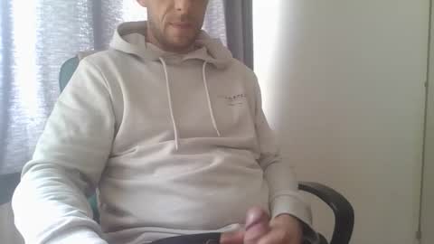 ricooo465 online show from 14, 2, 2026