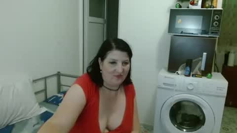 Snapshot of ridemerafsuzana chatting on 5, 2, 2025 Ridemeraf online show from 5, 2, 2025