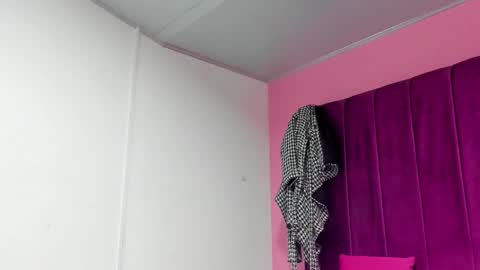 Rihanna hotx online show from 30, 9, 2025