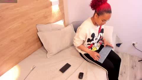 Sara online show from 11, 4, 2026