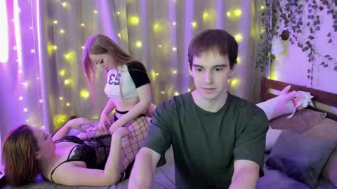 Snapshot of riki_tiki_tavi_time chatting on 22, 1, 2025 Victor  Maria online show from 22, 1, 2025