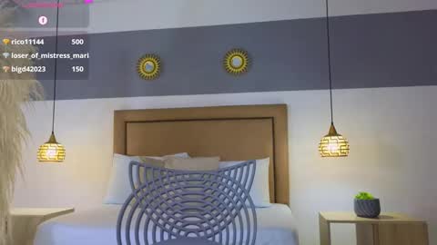 Riley Sierra online show from 26, 12, 2024