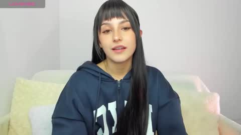 Snapshot of riley_tin chatting on 20, 11, 2025 riley_tin online show from 20, 11, 2025