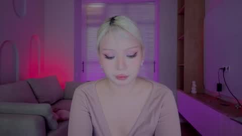 Snapshot of rileymee chatting on 20, 9, 2025 rileymee online show from 20, 9, 2025