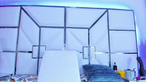 Riley online show from 6, 2, 2025