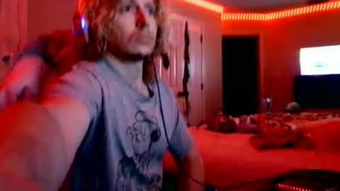 Snapshot of rimmyblondeass chatting on 19, 5, 2026 TheRealCatNoir online show from 19, 5, 2026