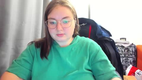 rina16 online show from 31, 10, 2025