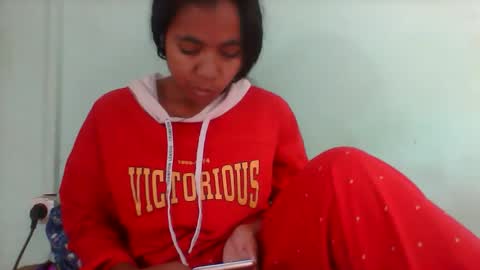 rinah856024 online show from 15, 10, 2025