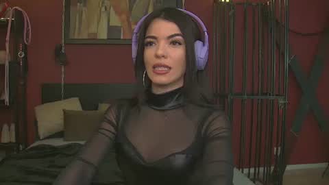 rinathequeen online show from 6, 2, 2025