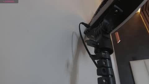 RIRI  online show from 1, 2, 2026