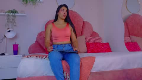 RIRI  online show from 5, 2, 2026