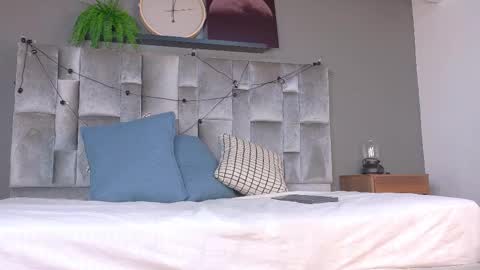 RIRI  online show from 22, 2, 2026