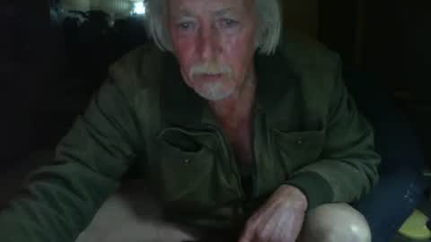 Snapshot of riverratggg chatting on 1, 10, 2025 riveratggg online show from 1, 10, 2025