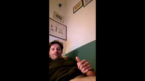 Snapshot of rizzo1980682473 chatting on 25, 4, 2026 rizzo1980682473 online show from 25, 4, 2026