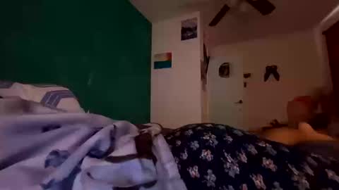 roarmance1 online show from 15, 10, 2025