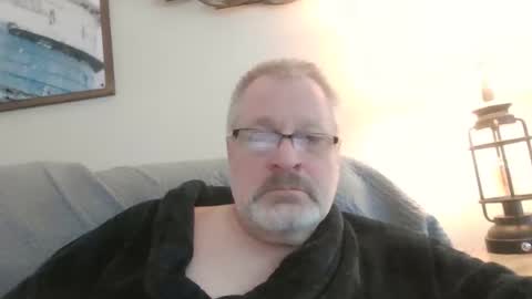 Snapshot of rob872217 chatting on 13, 3, 2026 rob872217 online show from 13, 3, 2026