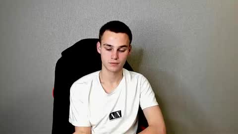 robert10211 online show from 22, 11, 2025