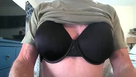 robert online show from 23, 10, 2025