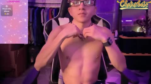 Snapshot of robertcicijr21 chatting on 27, 10, 2025 Robert Cici Jr. online show from 27, 10, 2025