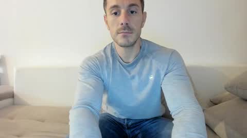 roberto4ever online show from 2, 4, 2026