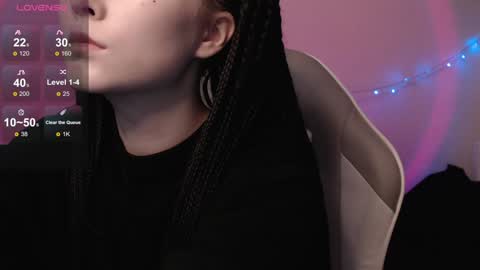 Snapshot of robin_yours chatting on 9, 12, 2024 Robin your online show from 9, 12, 2024