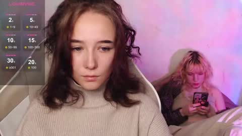 Snapshot of robin_yours chatting on 21, 9, 2025 Robin your online show from 21, 9, 2025