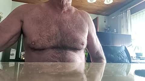 Snapshot of robke1966 chatting on 7, 5, 2026 robke1966 online show from 7, 5, 2026