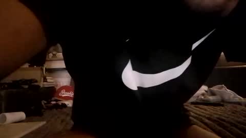 Snapshot of robsongoku23 chatting on 16, 11, 2025 Robson online show from 16, 11, 2025