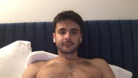 Snapshot of robthefalcon17 chatting on 27, 9, 2025 robthefalcon17 online show from 27, 9, 2025