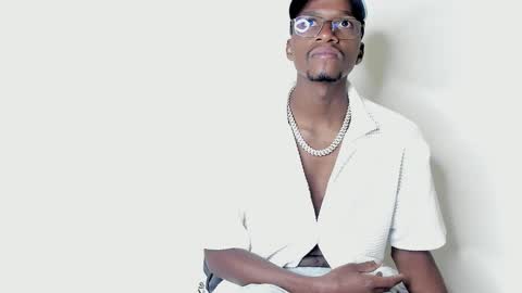 Snapshot of roby_boy01 chatting on 13, 10, 2025 roby_boy01 online show from 13, 10, 2025