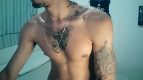 Snapshot of rocco99xx chatting on 23, 10, 2025 Rocco online show from 23, 10, 2025