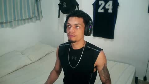 Snapshot of rocco99xx chatting on 5, 11, 2025 Rocco online show from 5, 11, 2025