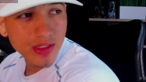 rocco_santos online show from 26, 11, 2025