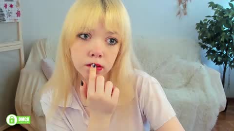 rochelle_dolly online show from 13, 4, 2026