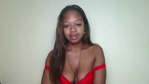 Snapshot of rochellinah chatting on 29, 5, 2026 rochellinah online show from 29, 5, 2026
