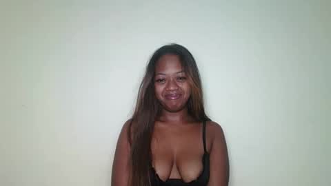 Snapshot of rochellinah chatting on 29, 5, 2026 rochellinah online show from 29, 5, 2026