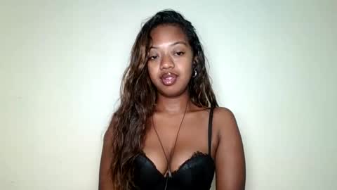 Snapshot of rochellinah chatting on 7, 6, 2026 rochellinah online show from 7, 6, 2026