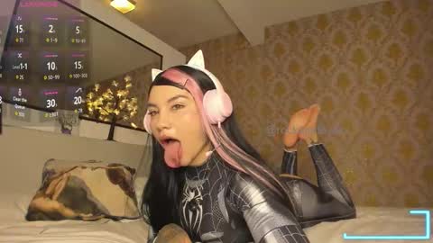 Samantha Estephania  online show from 27, 2, 2026