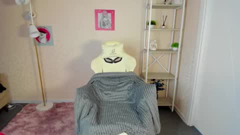 Snapshot of rockett_bunny chatting on 7, 10, 2025 Rockett online show from 7, 10, 2025