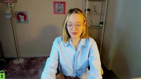 Snapshot of rockett_bunny chatting on 8, 10, 2025 Rockett online show from 8, 10, 2025