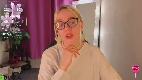 Snapshot of rockett_bunny chatting on 20, 6, 2026 Rockett online show from 20, 6, 2026