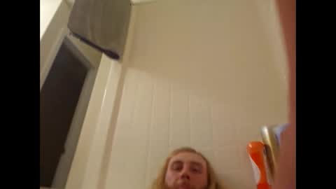 Snapshot of rockhardsurfers chatting on 27, 12, 2024 rockhardsurfers online show from 27, 12, 2024