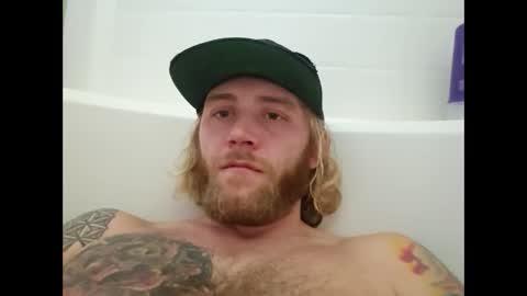 Snapshot of rockhardsurfers chatting on 26, 1, 2025 rockhardsurfers online show from 26, 1, 2025