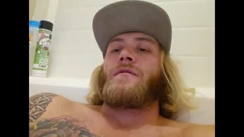 Snapshot of rockhardsurfers chatting on 28, 1, 2025 rockhardsurfers online show from 28, 1, 2025