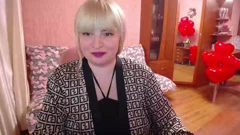 Snapshot of rocknlinxx chatting on 18, 10, 2025 Rocknlinxx online show from 18, 10, 2025