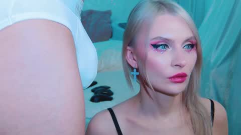 Lina and Den online show from 1, 3, 2026